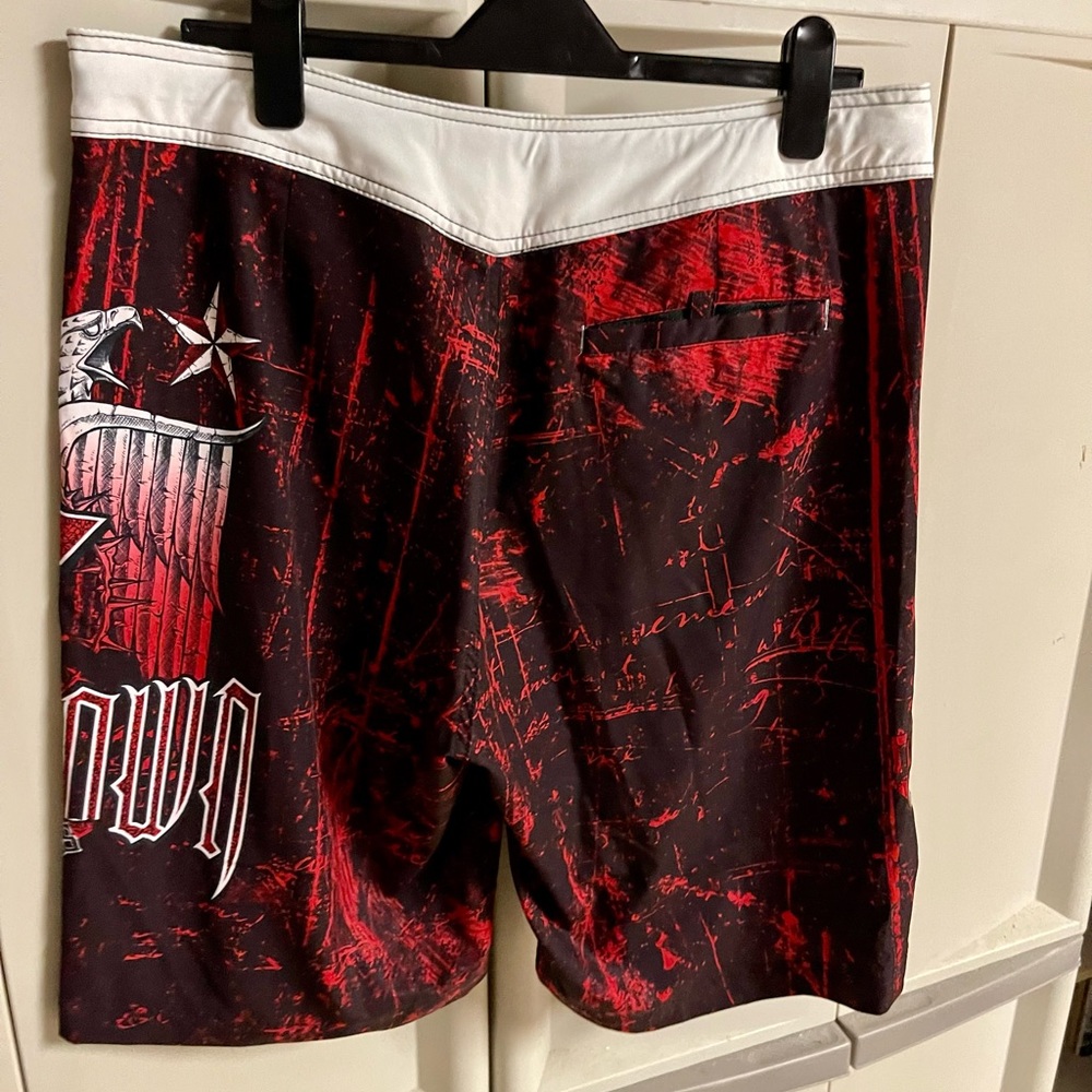 Throwdown UFC MMA boardshorts shorts surf new size 36